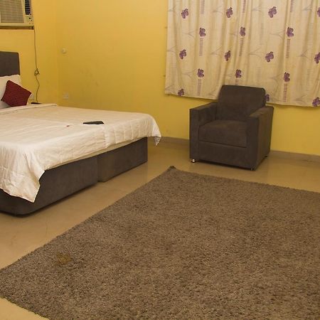 Ikeja Transit Apartment Bale Akiosi Ngoại thất bức ảnh