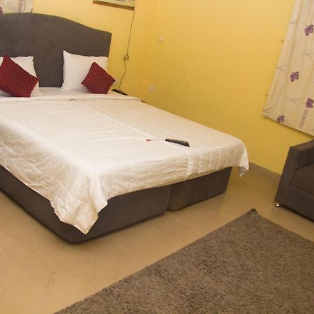 Ikeja Transit Apartment Bale Akiosi Ngoại thất bức ảnh