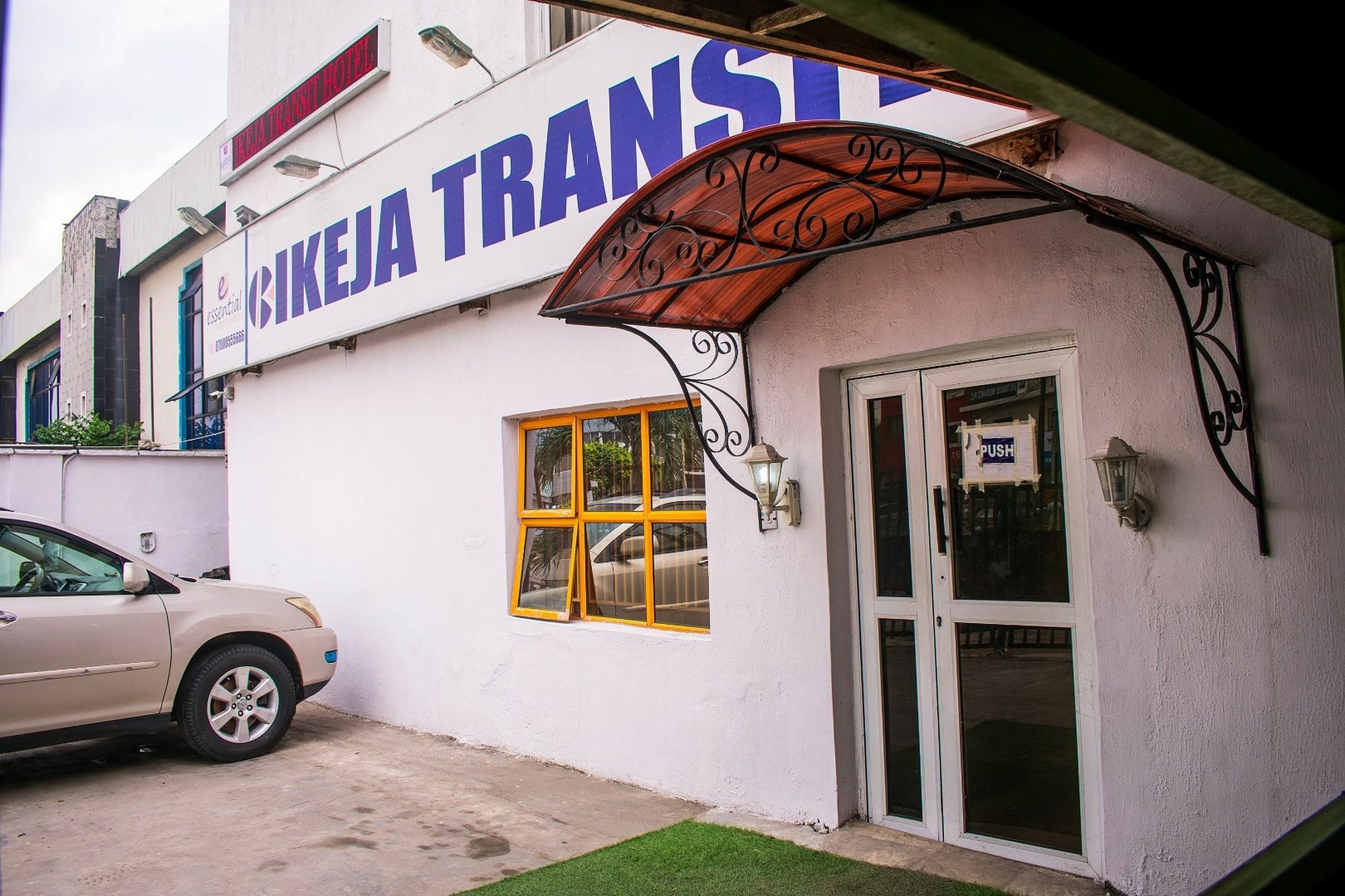 Ikeja Transit Apartment Bale Akiosi Ngoại thất bức ảnh