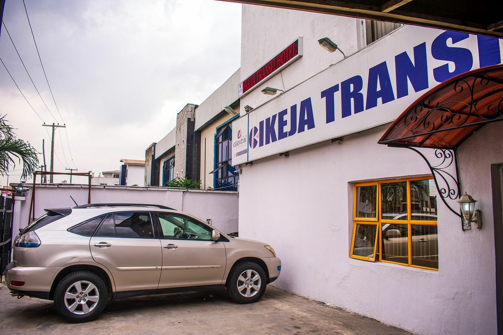 Ikeja Transit Apartment Bale Akiosi Ngoại thất bức ảnh