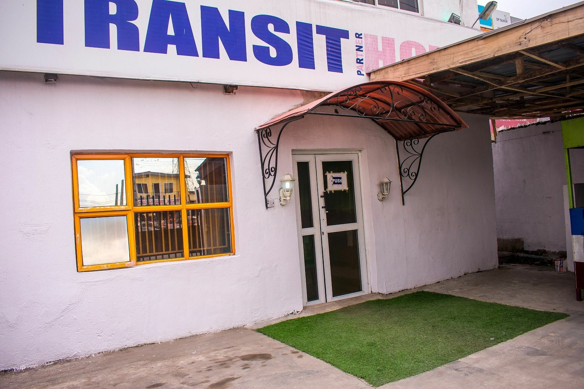 Ikeja Transit Apartment Bale Akiosi Ngoại thất bức ảnh